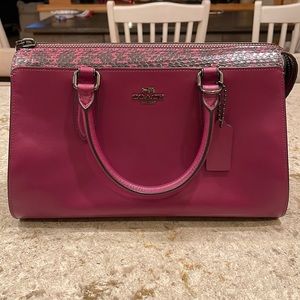 Coach purse in perfect condition